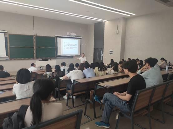我校开展大学生心理危机干预的困惑与策略专题讲座-深圳技术大学